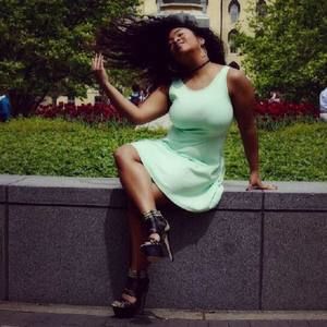 Meet your Posher, Monica